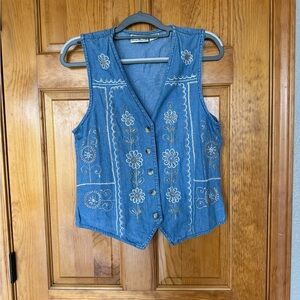 Vintage Embroidered Blue Denim Vest size Large